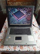 Retro laptop Acer Pentium 4 2,8GHz z grafiką ATI Radeon 9000 tanio!