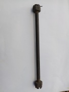 WLA oś przedniego koła z nakrętkami NOS 