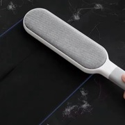 Dwustronna szczotka do usuwania sierści zwierząt, elektrostatyczna szczotka