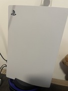 PS 5 w zestawie dwa pady i gry