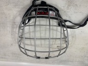 Krata hokejowa kratownica do kasku CCM FL 40 M NOWA