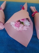 Bukiet z kwiatami mydlanymi na prezent 