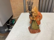 Figurka ręcznie rzeżbiona -włoska .
