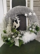 Wianek Boże Narodzenie szary w czerwony 