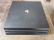 Ps 4 Pro 1tb plus gra i dwa pady