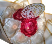 Baza na  bukiet z pralin Raffaello lub Ferrero  prezent na Komunię 