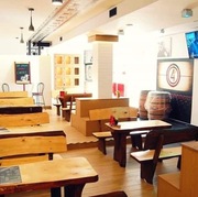 Stoły i ławy,stoliki okrągłe z krzesłami 