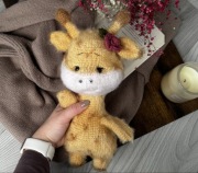 Żyrafa na szydełku wyczesana amigurumi handmade