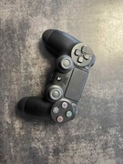 Używany pad do PS4 – w pełni sprawny, oryginalny DualShock 4