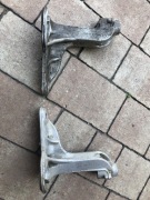 Wspornik mocowanie sanek clio V prawe i lewe komplet 548502436R 548518613R