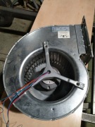 Wentylator promieniowy odśrodkowy ebm papst D4E225-BC01-28 700W 230V