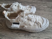 Oryginalne trampki damskie ecru na grubej podeszwie 36