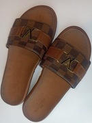 Klapki LV Louis Vuitton Paris napis rozm 40 jak nowe dł 25 cm  nie używane