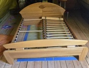 Łóżko king size 180 x 200 wraz ze stelażem jasny brąz stan BDB