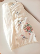 duży bawełniany obrusstary zhaftem koronką 280x280 vintage retro biały