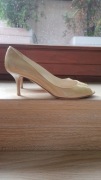 Niskie szpilki nude Jimmy Choo r36
