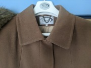 Płaszcz damski beżowy, roz.46 Caroll collection