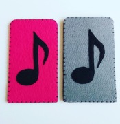 Etui z filcu na telefon