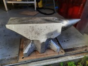 Kowadło kowalskie 130 kg