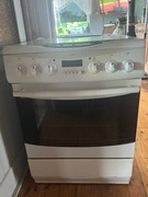 Kuchenka gazowa wszystko sprawne 