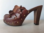 Skórzane sandały drewniaki Venezia na obcasie 38