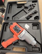Pistolet klucz udarowy IW900 Kraft & Dele