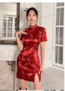 Sukienka japońska SHEIN premium w kolorze czerwonym.  rozmiar XSS/ XS