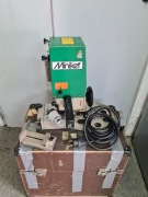 Janser Miniket - do obszywania dywanów i wykładzin - do regulacji