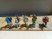 pomalowani rycerze konni 