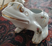 Chodzież Iwona - figurka żaby - element dekoracyjny, doniczka