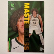 Karta NBA TOP CLASS 2024 - 239 ROBIN LOPEZ - MILWAUKEE BUCKS - MASTER CLASS