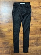 Spodnie woskowane skóropodobne rurki wiskozowe skinny Vero Moda XS 34