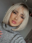 Peruka nowa jak naturalne blond popielaty bob gęste grzywka dla kobiet