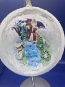 Bombka z Mikołajem 3d  kroczącym z prezentami