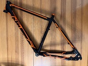 Rama do MTB firmy KTM koła 26 hamulce tarczowe 