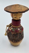 Japońska lalka kokeshi drewniana kora kapelusz podpis rękodzieło Vintage