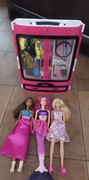 zestaw lalek Barbi, szafa z akcesoriami
