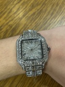 Zegarek w stylu Cartier Santos – iced out