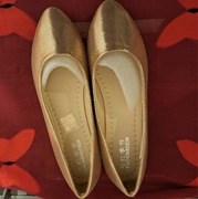 Różowe pantofelki płaskie na gumie rozm 39