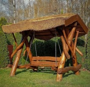 Huśtawka ogrodowa pod trzciną , dach , strzecha , 