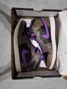 Jordan 1 Mid rozmiar 42