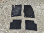 Dywaniki welurowe kpl, np. Corsa, jak nowe