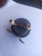 kołowrotek z grzechotką 