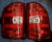 Lampy tylne Chevrolet Silverado/GMC Sierra NOWE komplet