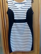 Sukienka damska z efektem talii osy