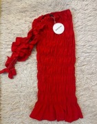 Nowa czerwona spódnica z wiązaniem po boku i rozcięciem na nogę