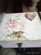 Skrzyneczka drewniana