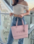 GUESS torebka tote shopper pudrowy róż brelok SF891722 ARTEMIS 39/26 cm