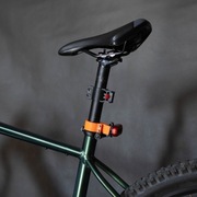 Uchwyt do tylnej lampki rowerowej  kompatybilny z PROX Wega i PROX IRIS