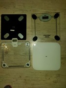 Elektroniczna waga łazienkowa 4 szt  Clarus  Mi Bisk Body fat uszkodzone